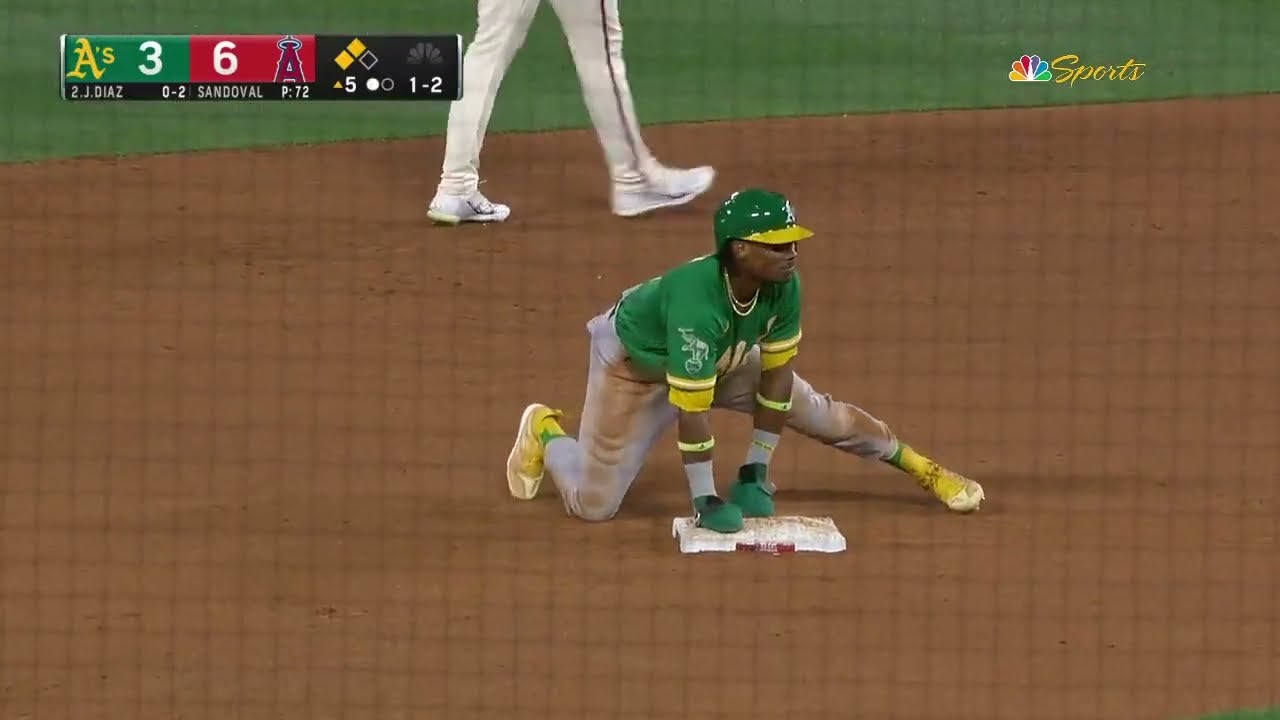 Esteury Ruiz steals FOUR bases in ONE GAME!