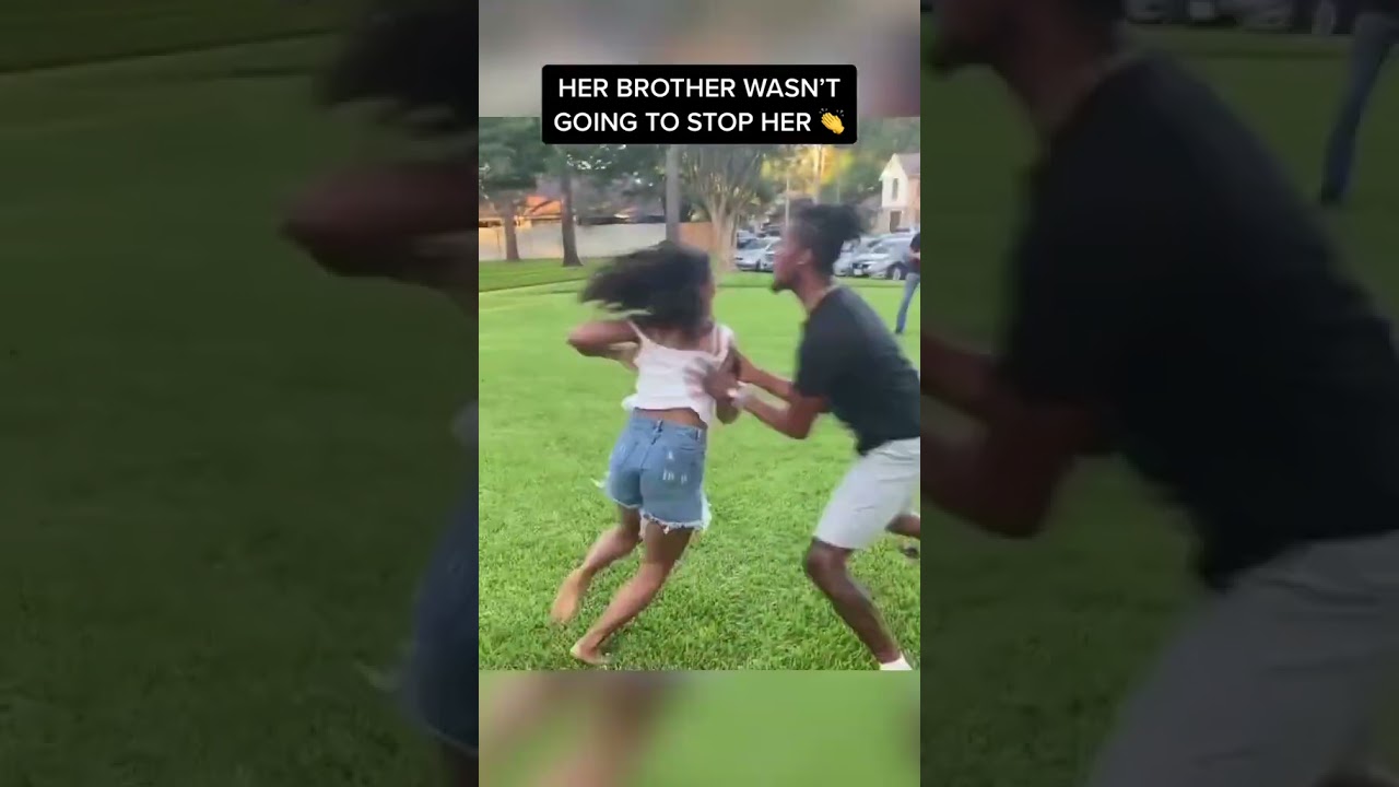 One-handed catch on her brother 😂👏 (via @loryn.goodwyn/IG) #shorts